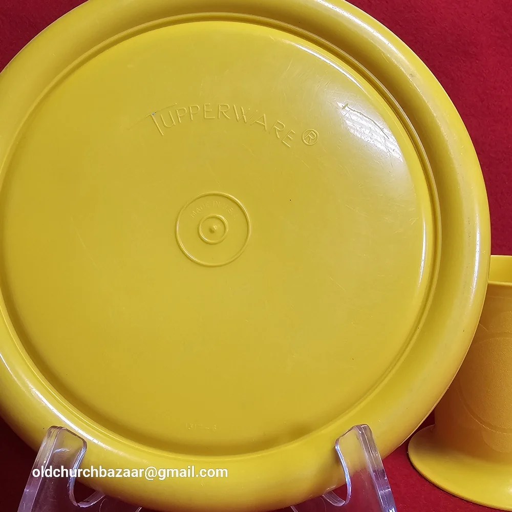 VTG Tupperware Yellow LITTLE DINER Set Dish/Lid 1317 Tumbler 1318